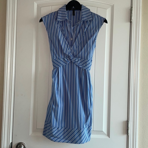 BCBGMaxAzria Dresses & Skirts - BCBGMAXAZRIA sleeveless striped dress size 6 NWOT